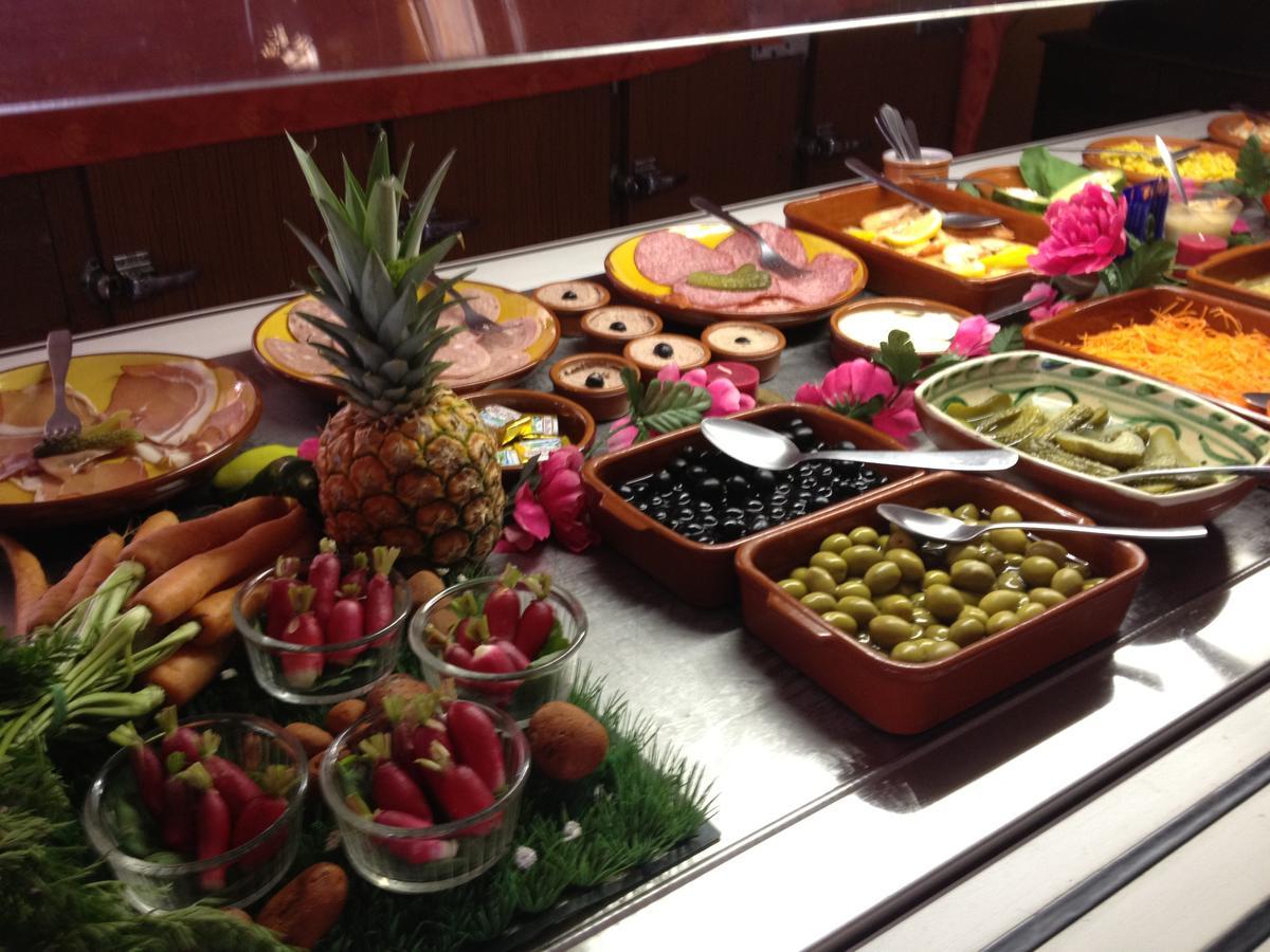 Hotel Restaurant La Garenne Tresserre Luaran gambar