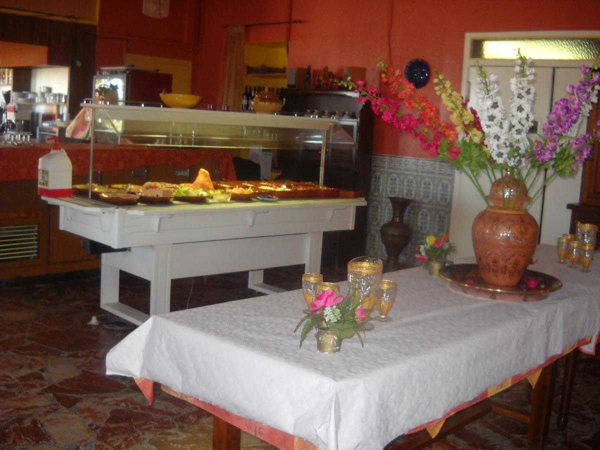Hotel Restaurant La Garenne Tresserre Luaran gambar